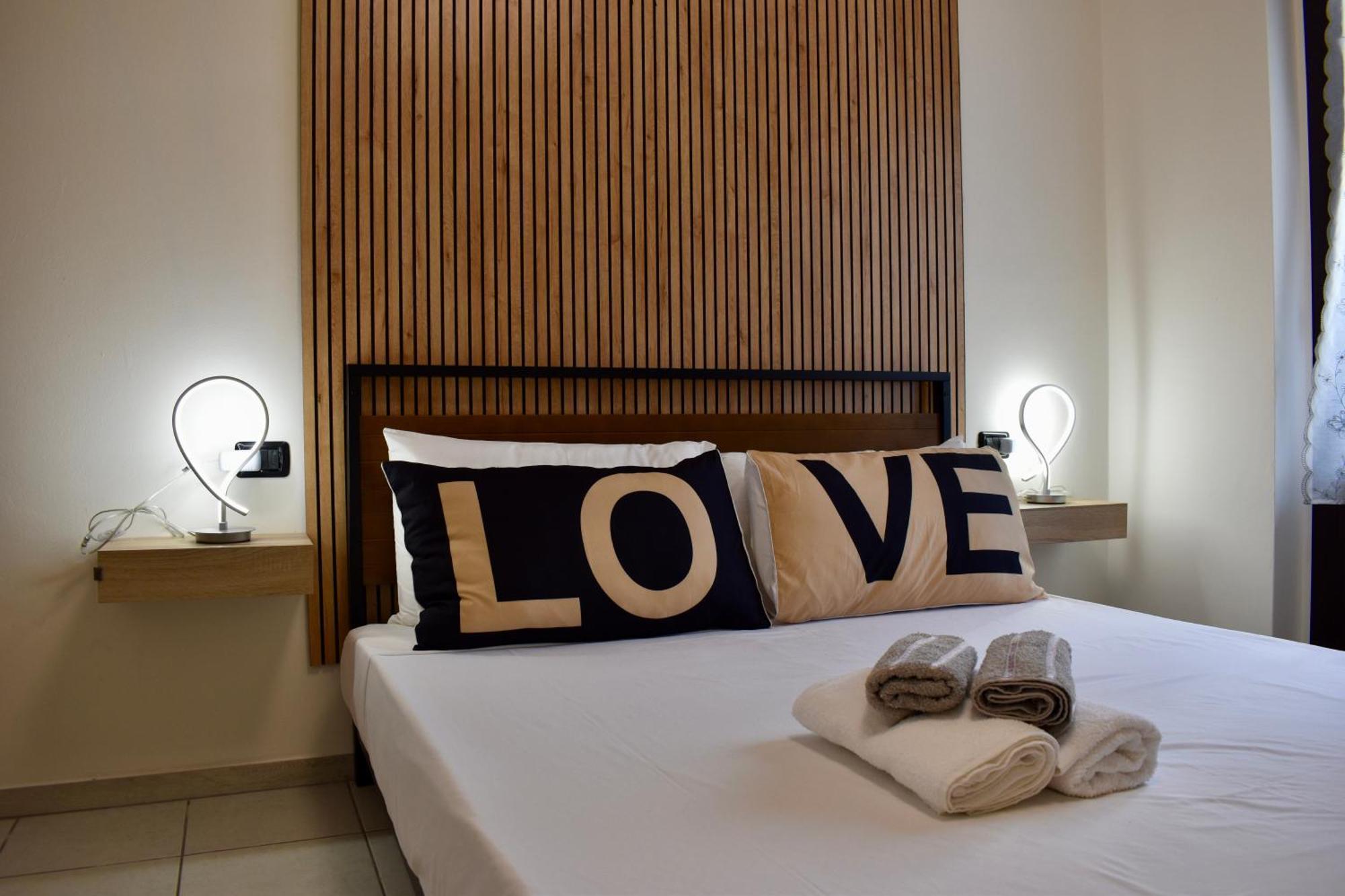 Eden Guest House Somma Lombardo Buitenkant foto