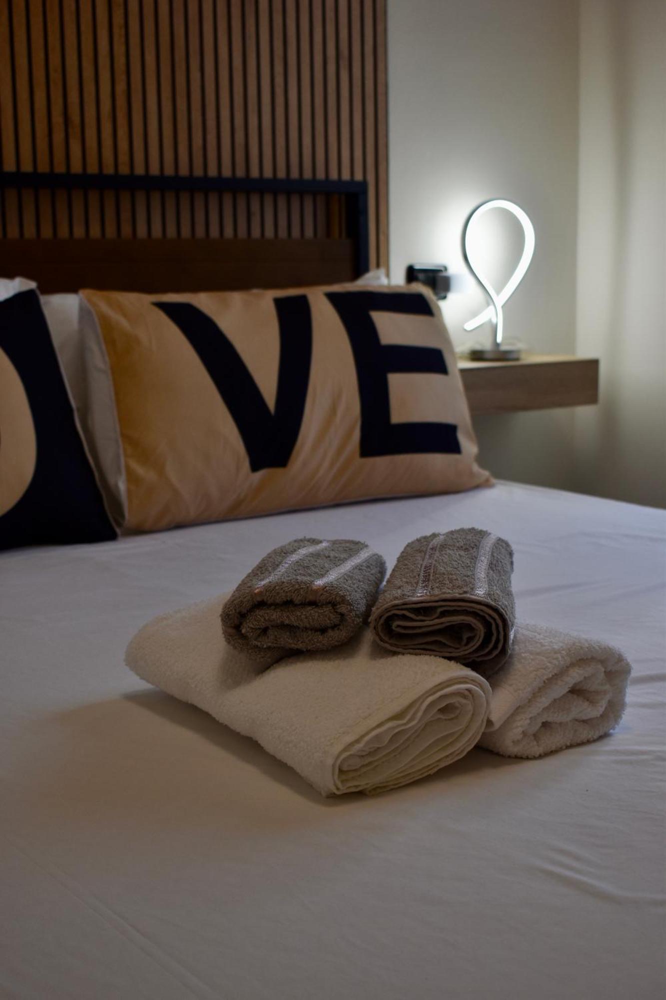 Eden Guest House Somma Lombardo Buitenkant foto