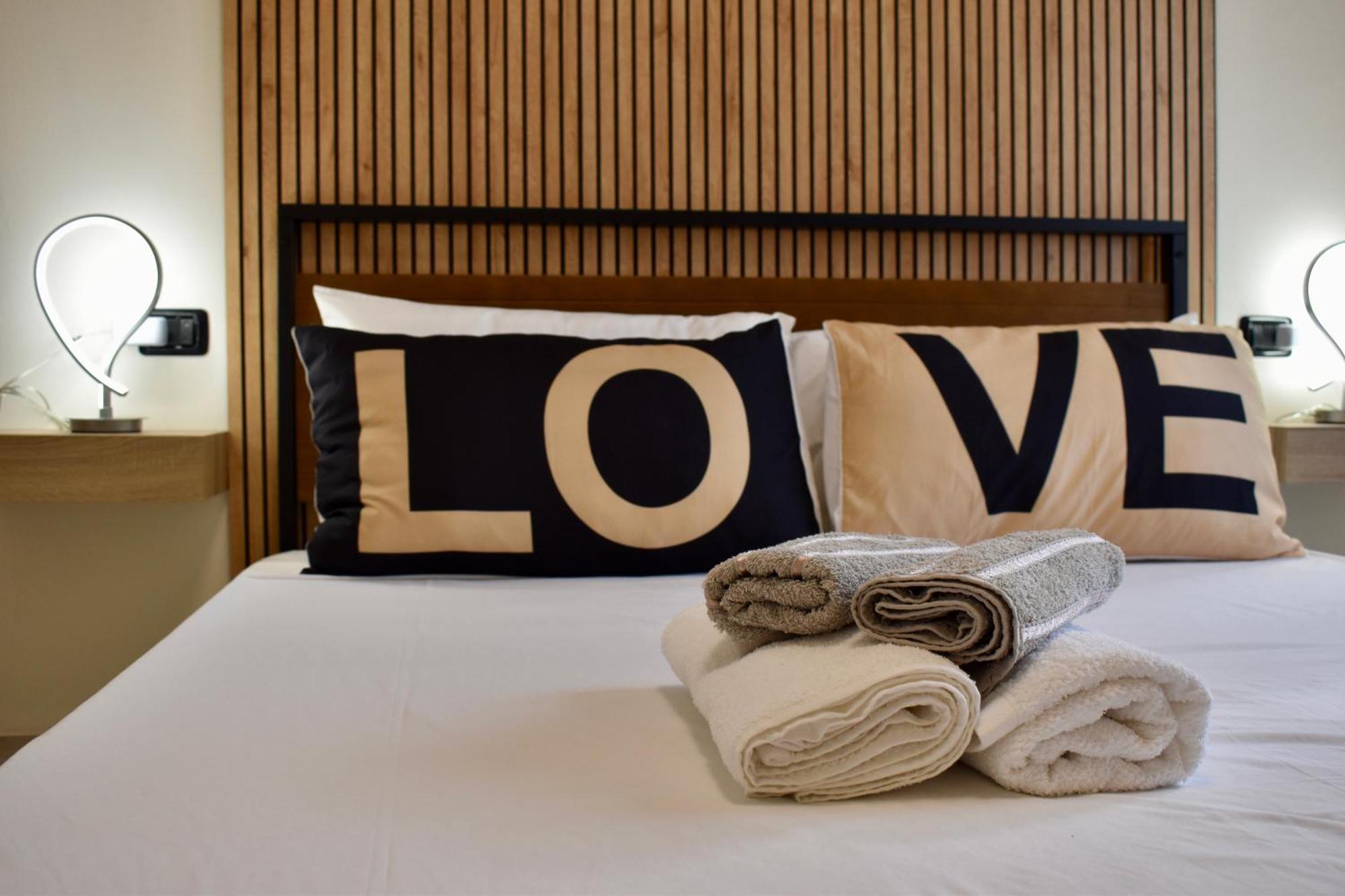 Eden Guest House Somma Lombardo Buitenkant foto