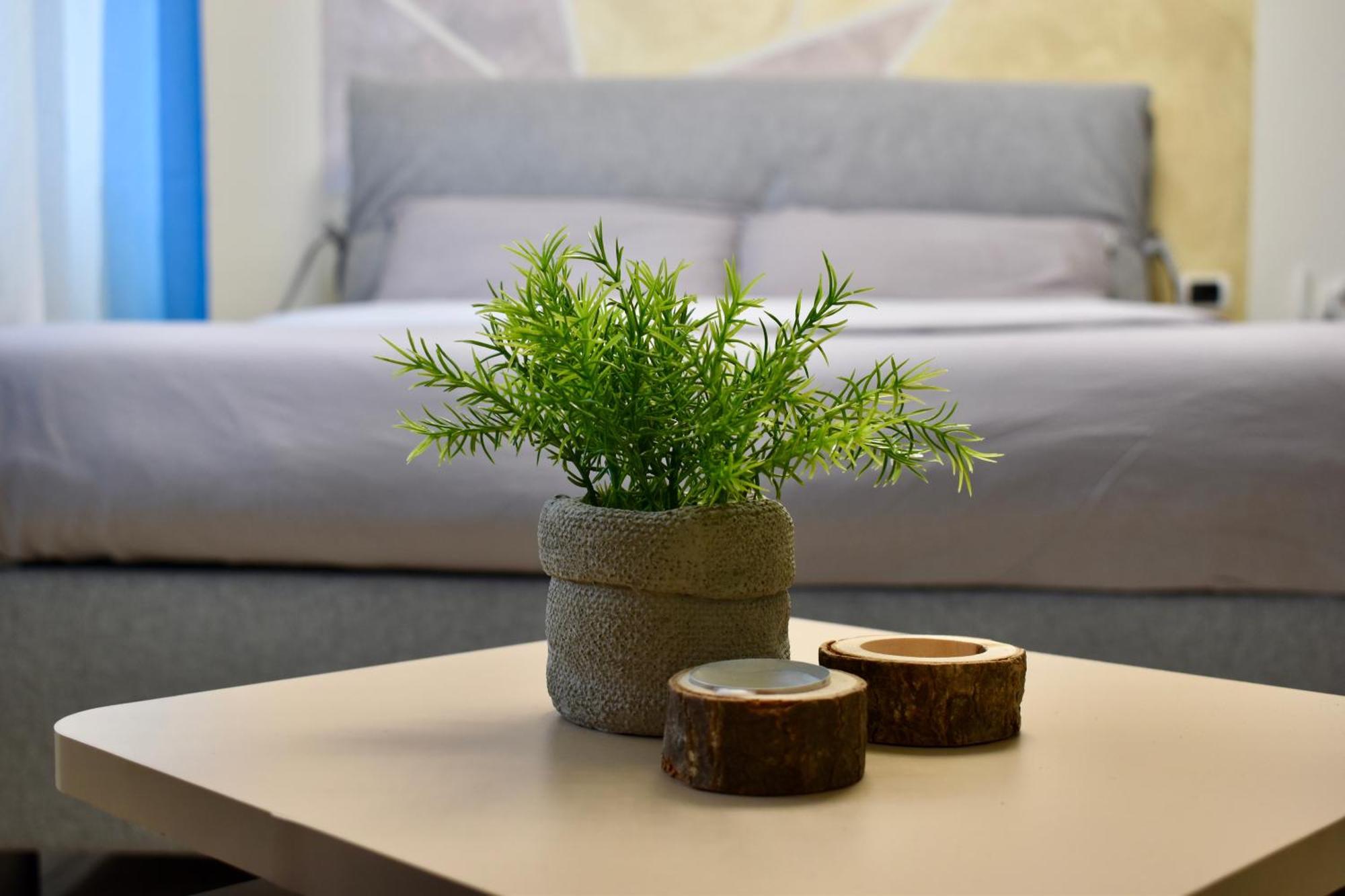 Eden Guest House Somma Lombardo Buitenkant foto